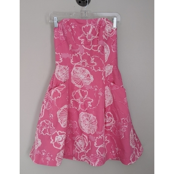 Lilly Pulitzer Blossom Dress in Hotty Pink Dahlia - Picture 2 of 10